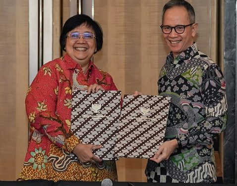 Perkuat Penyelenggaraan Bursa Karbon, OJK Jalin Kerjasama KLHK