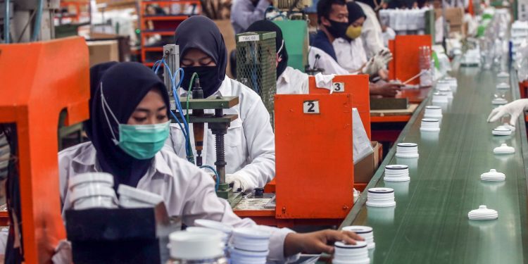 Hasil Survei Kegiatan Dunia Usaha Triwulan II 2023: Kegiatan Dunia Usaha Meningkat