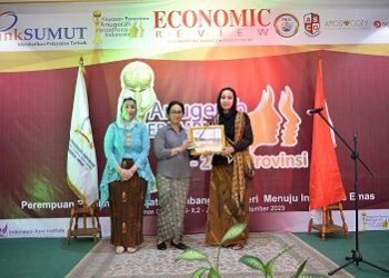 Jatuh Bangun Rintis Bisnis Mangaan, Karolina Sabet API 23