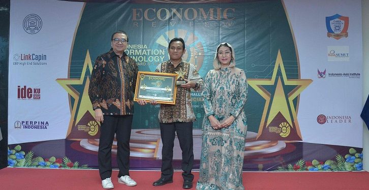 Bank Victoria Raih Penghargaan IT dengan Predikat Excellent