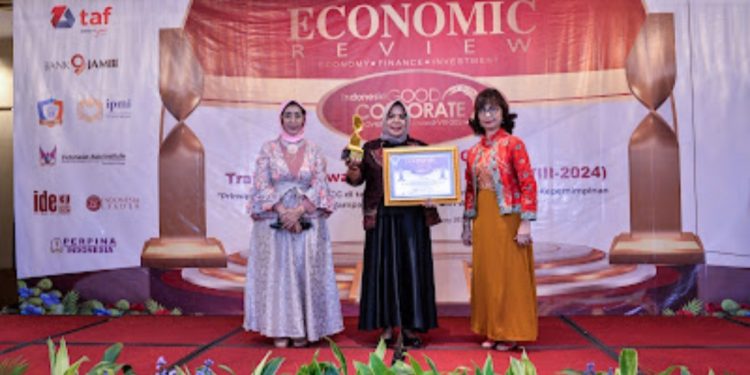 Bank Jambi Raih GCG Award 2024 dengan Predikat Gold Excellent