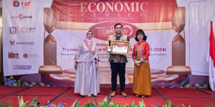 Bank INA Raih GCG Award 2024 dengan Implementasi GCG Berbasis Digital