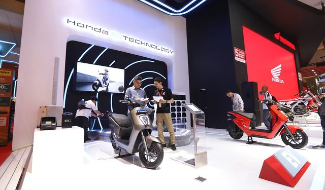 Tampil Perdana, New Honda Stylo 160 Siap Pikat Pengunjung IIMS 2024