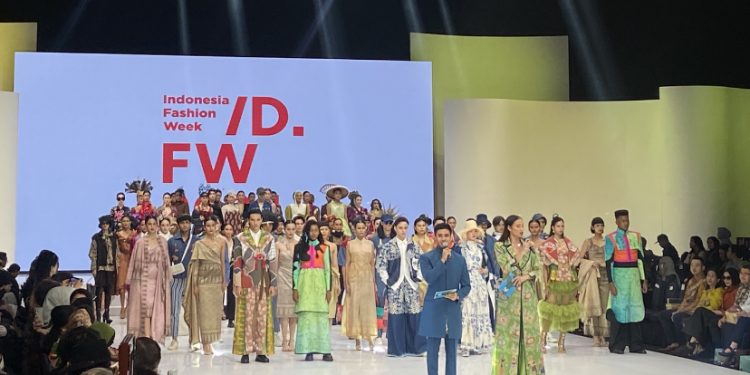 IFW 2024 Digelar, Ada 300 Desainer Ternama Angkat Kebudayaan Betawi