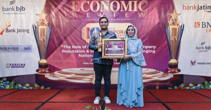 Bapak Adi Fitriyadi menerima ICCA IX-2024 Ft:ER