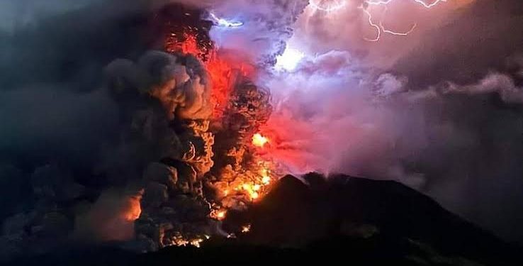Erupsi Gunung Ruang, 5 Bandara Masih Ditutup