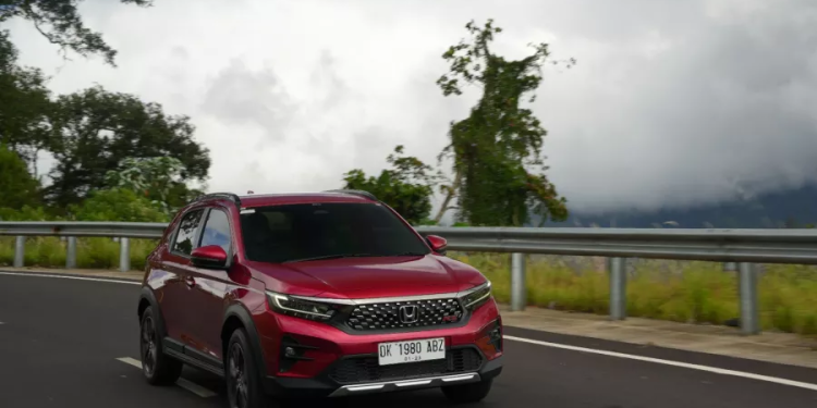 Dua Model Hybrid Terbaru Honda Raih Penghargaan Bergengsi di Ajang Otomotif Award 2024