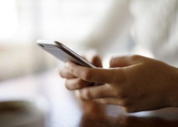 Wow! Indonesia Peringkat 1 Kecanduan HP