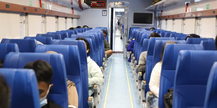 Intip Kenyamanan Kereta Ekonomi New Generation