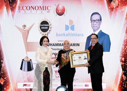 Kepemimpinan Visioner, Dirut Bank Kaltimtara Raih The Best Indonesia Leader 2024