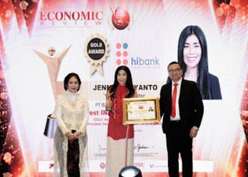 Sylviana Murni Raih Indonesia Leader Award 2024 Kategori Platinum Berkat Kontribusi Kemajuan Perekonomian Masyarakat