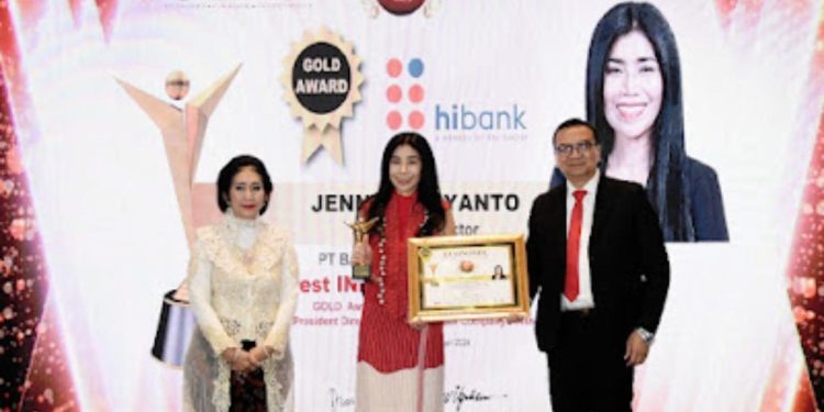 Sylviana Murni Raih Indonesia Leader Award 2024 Kategori Platinum Berkat Kontribusi Kemajuan Perekonomian Masyarakat