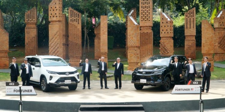 New Fortuner 2.8 GR Sport 4×4 with TSS Hadir Sebagai Flagship Model