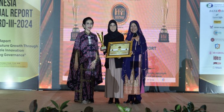 Maybank Finance Raih Penghargaan The Best Indonesia Annual Report Award 2024
