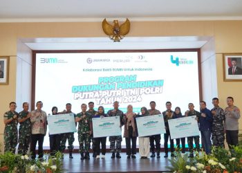 Jasa Marga Bersama PERURI dan RIU Serahkan Beasiswa Program Dukungan Pendidikan BUMN untuk Putra-Putri TNI/Polri di Yogyakarta