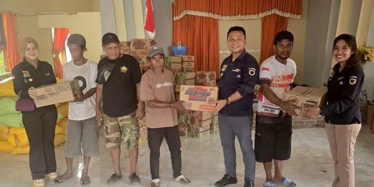 Gerak Cepat! Bank Mandiri Sigap Bantu Warga Terdampak Erupsi Gunung Lewotobi di Flores Timur