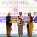 Direktur Keuangan dan TI Bank Sumut Arieta Aryanti Raih Penghargaan Indonesia Woman Leader 2024