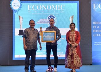 Lakukan Inovasi Digital Berkelanjutan, WOM Finance Raih Gold Award IITA VI 2024