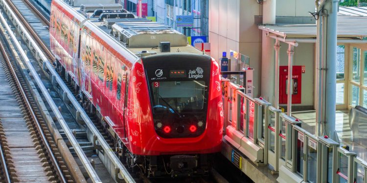 Libur Panjang, LRT Jabodebek Catat Kenaikan Pengguna Sebesar 39,49%