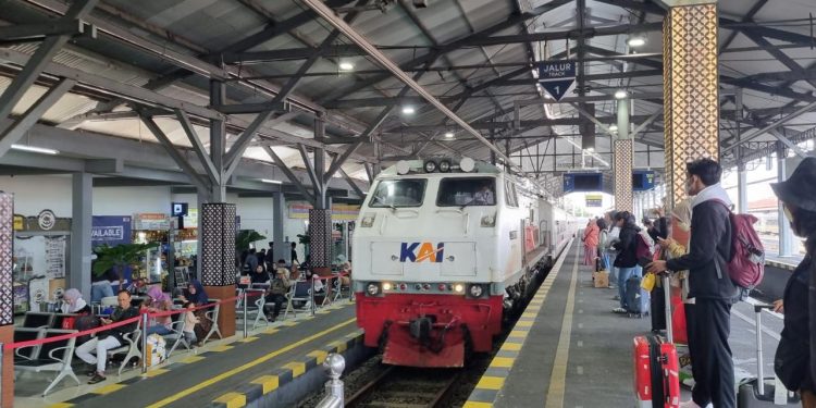KA Pasundan Lebaran Hadir di Tanggal 21 Maret – 11 April 2025, Pilihan Transportasi Ekonomis untuk Mudik Lebaran