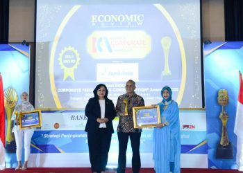 Arie Rinaldi, Sekper Bank DKI Raih The Best Corsec & Corcomm Award 2025