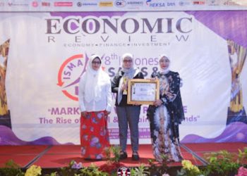 Bank Ina Raih Platinum Award di Ajang ISMA 2025 Gelaran Economic Review