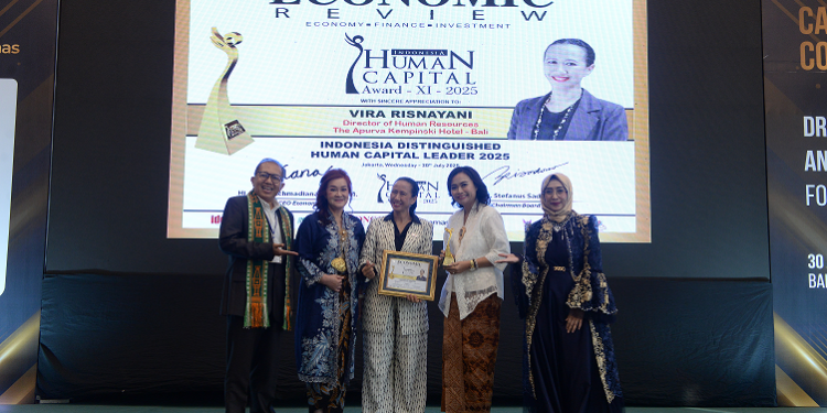 Direktur HR Apurva Kempinski Hotel-Bali Sabet Best of Distinguished Leader 2025