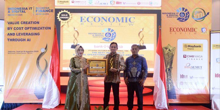 Bank Victoria Raih Gold Award di Indonesia IT & Digital Operational Excellence Award 2025