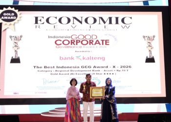 Kalteng Raih Gold Award – GCG Award 2026 dari Economic Review